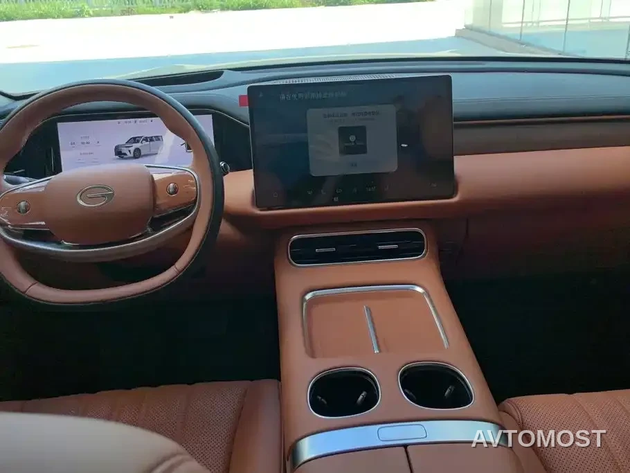 GAC Trumpchi Vision S9 2025 1.5T Hybrid Premium — фото 12