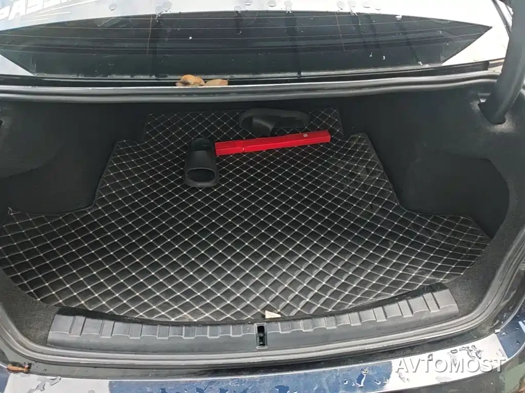 BMW 3 Series 2024 325Li M Sport Shadowline Package — фото 19