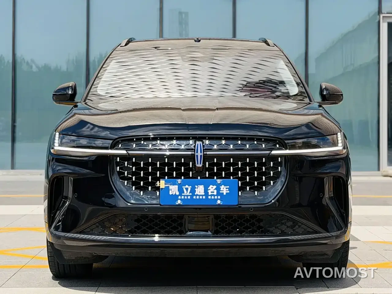 Lincoln Nautilus 2023 2.0T AWD Zun Rui Hybrid Edition — фото 2