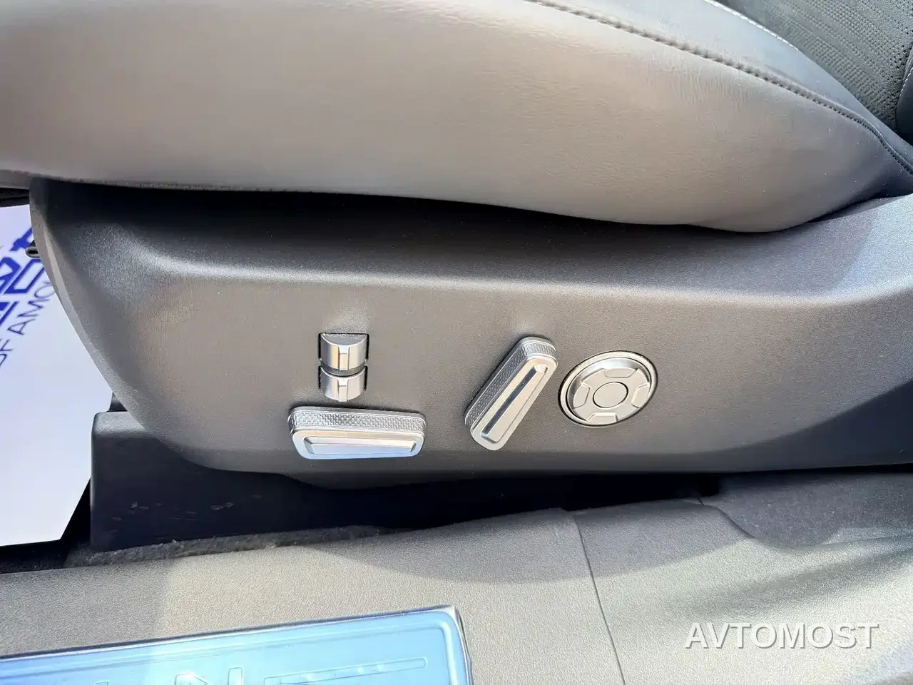 Lincoln Nautilus 2023 2.0T AWD Zun Rui Hybrid Edition — фото 17