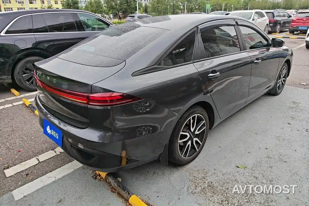 Roewe D6 2025 450km Premium Edition — фото 2