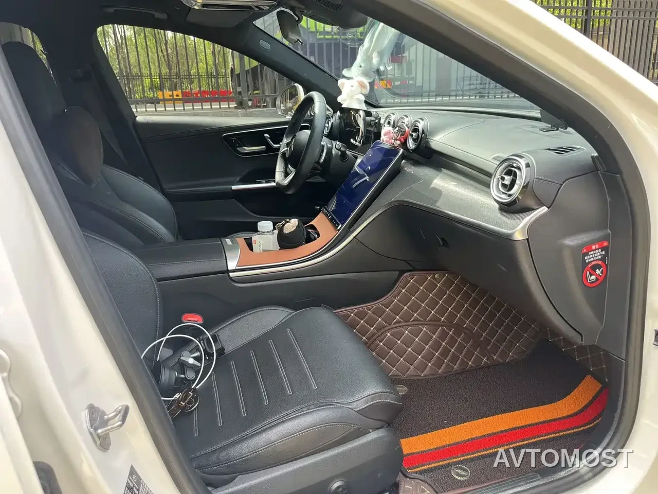 Mercedes-Benz C-Class New Energy 2023 Facelift C 350 eL — фото 11