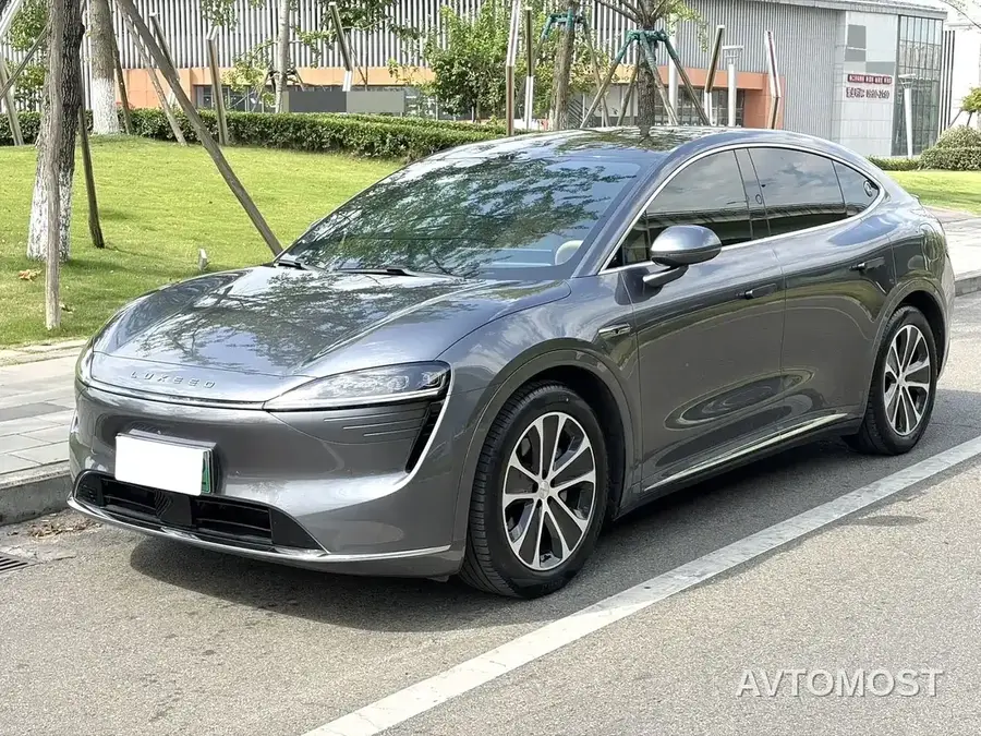Zhijie Luxeed R7 2024 Pure Electric 667km Pro