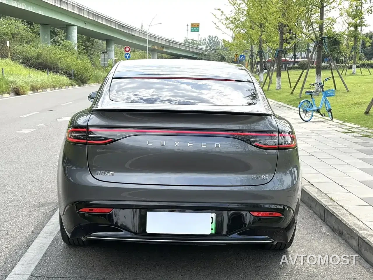 Zhijie Luxeed R7 2024 Pure Electric 667km Pro — фото 8