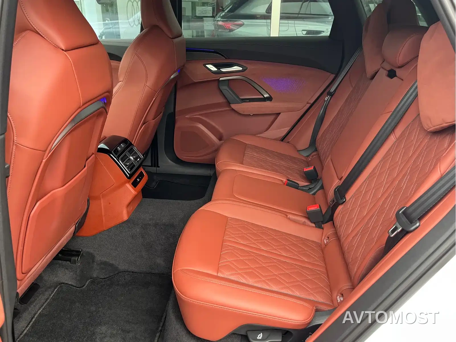 Audi Q5L 2026 Luxury Sport 150kW — фото 10