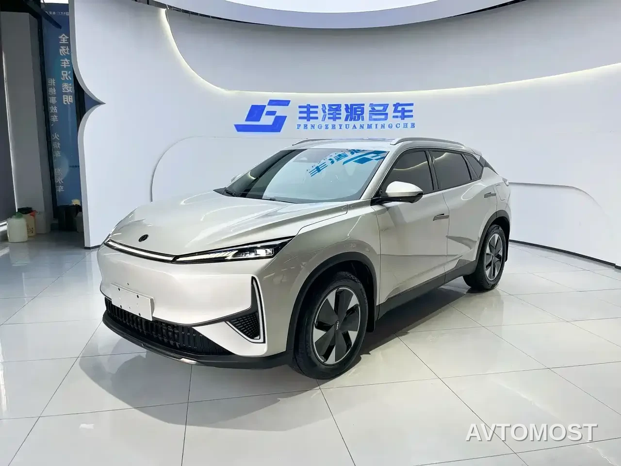 Dongfeng Fengshen L7 2024 205 Plus — фото 1