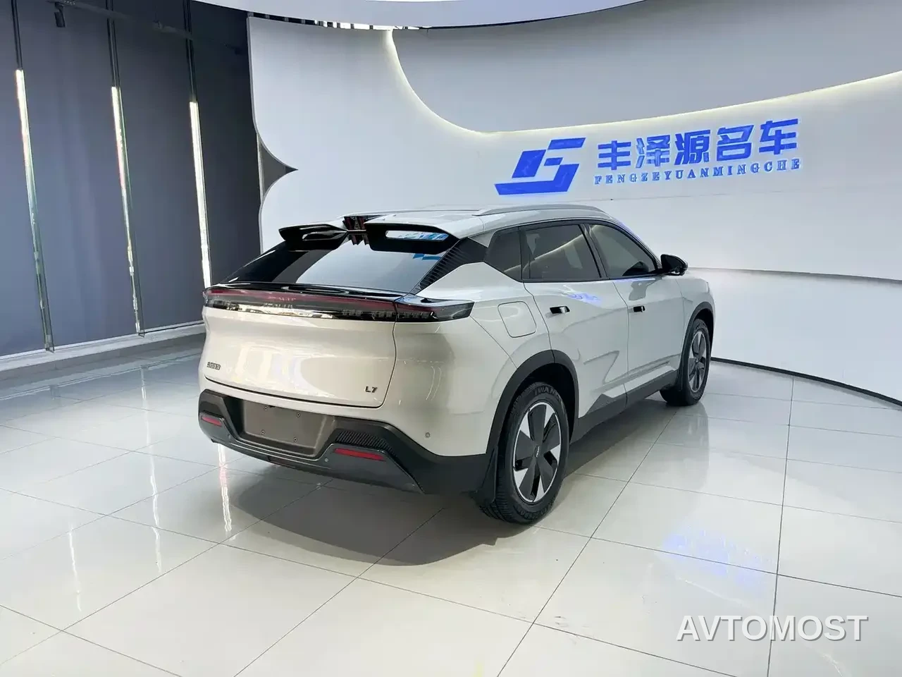 Dongfeng Fengshen L7 2024 205 Plus — фото 4