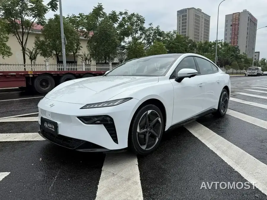 Dongfeng Yipai eπ007 2025 EREV 230Air Cruise Edition