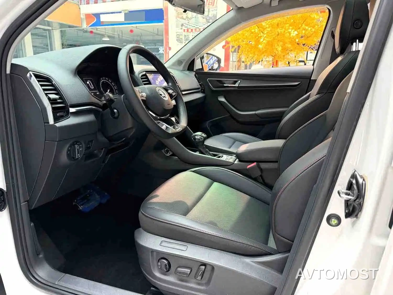 Škoda Karoq 2022 TSI280 Luxury — фото 2