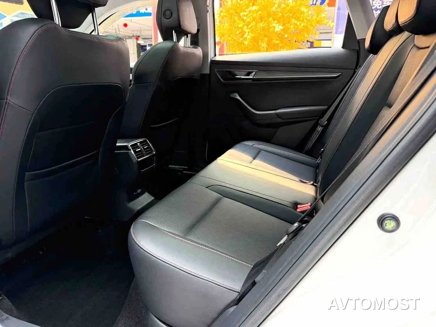Škoda Karoq 2022 TSI280 Luxury — фото 5