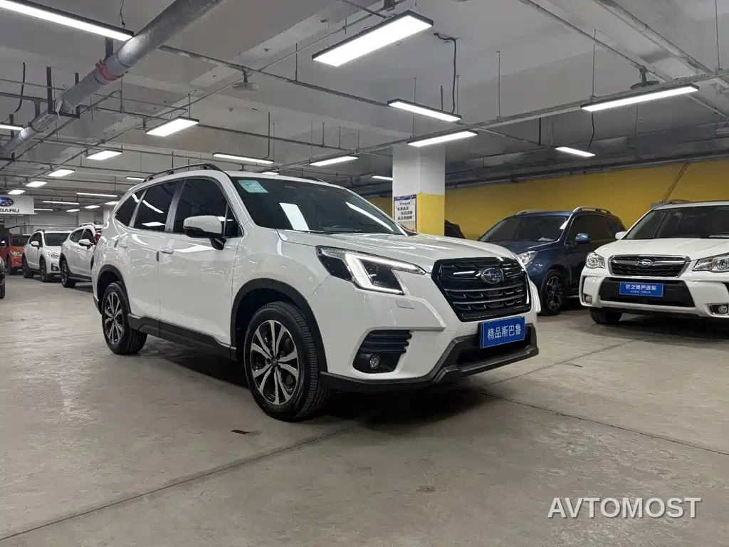 Subaru Forester 2024 2.5i AWD Premium EyeSight — фото 3