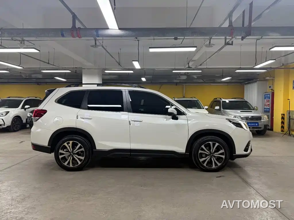 Subaru Forester 2024 2.5i AWD Premium EyeSight — фото 5