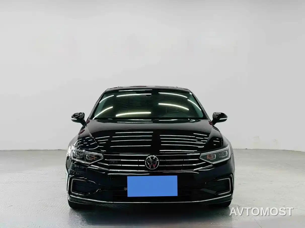Volkswagen Magotan GTE Plug-in Hybrid 2022 GTE Luxury — фото 2