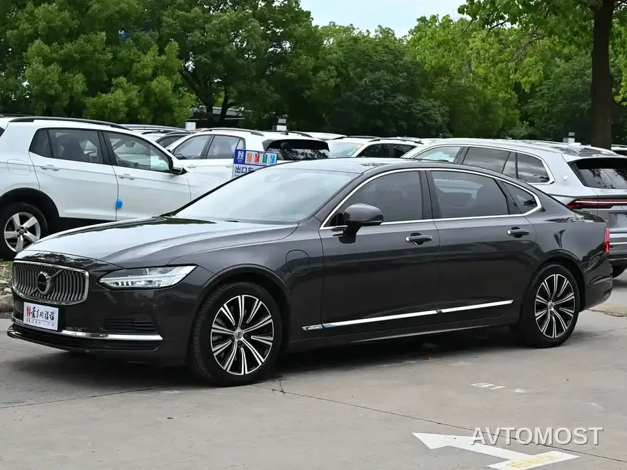 Volvo S90 Plug-in Hybrid 2021 T8 E-Drive Hybrid Zhiyi Luxury Edition