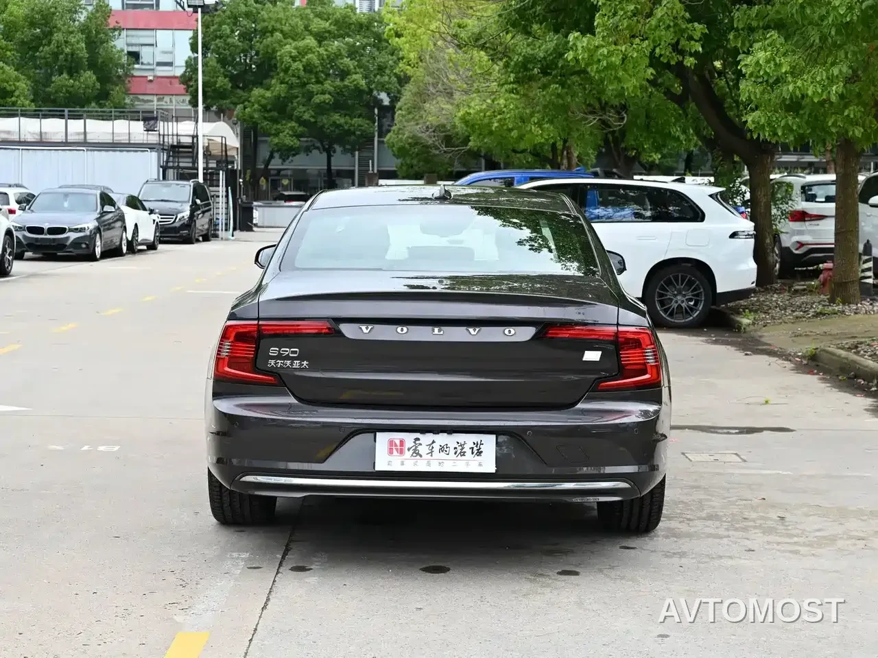 Volvo S90 Plug-in Hybrid 2021 T8 E-Drive Hybrid Zhiyi Luxury Edition — фото 4