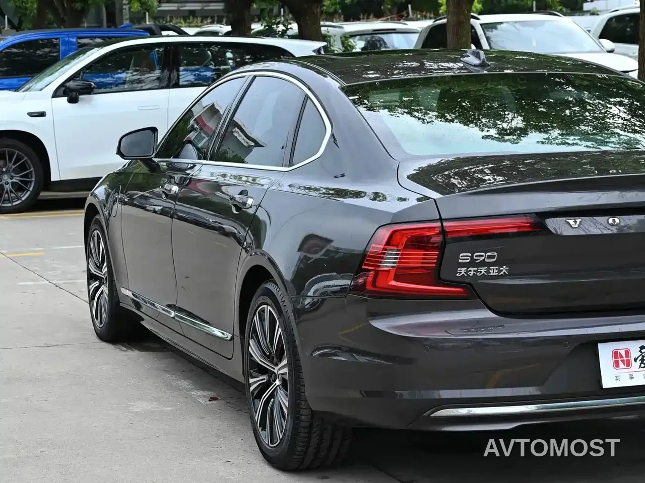 Volvo S90 Plug-in Hybrid 2021 T8 E-Drive Hybrid Zhiyi Luxury Edition — фото 9