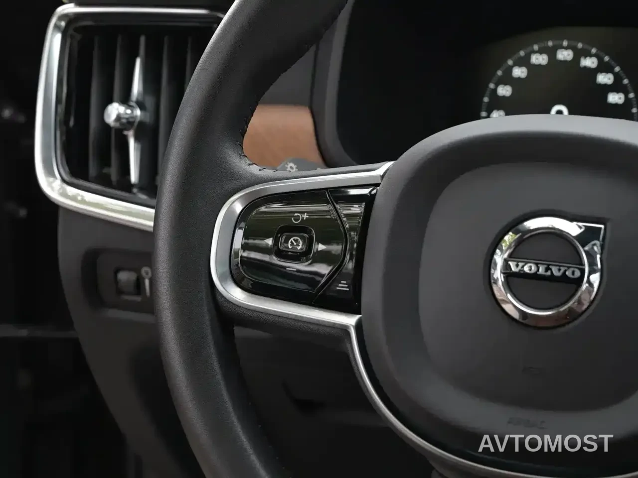 Volvo S90 Plug-in Hybrid 2021 T8 E-Drive Hybrid Zhiyi Luxury Edition — фото 13