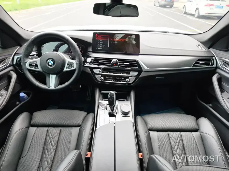 BMW 5 Series (Import) 2022 525i M Sport Package