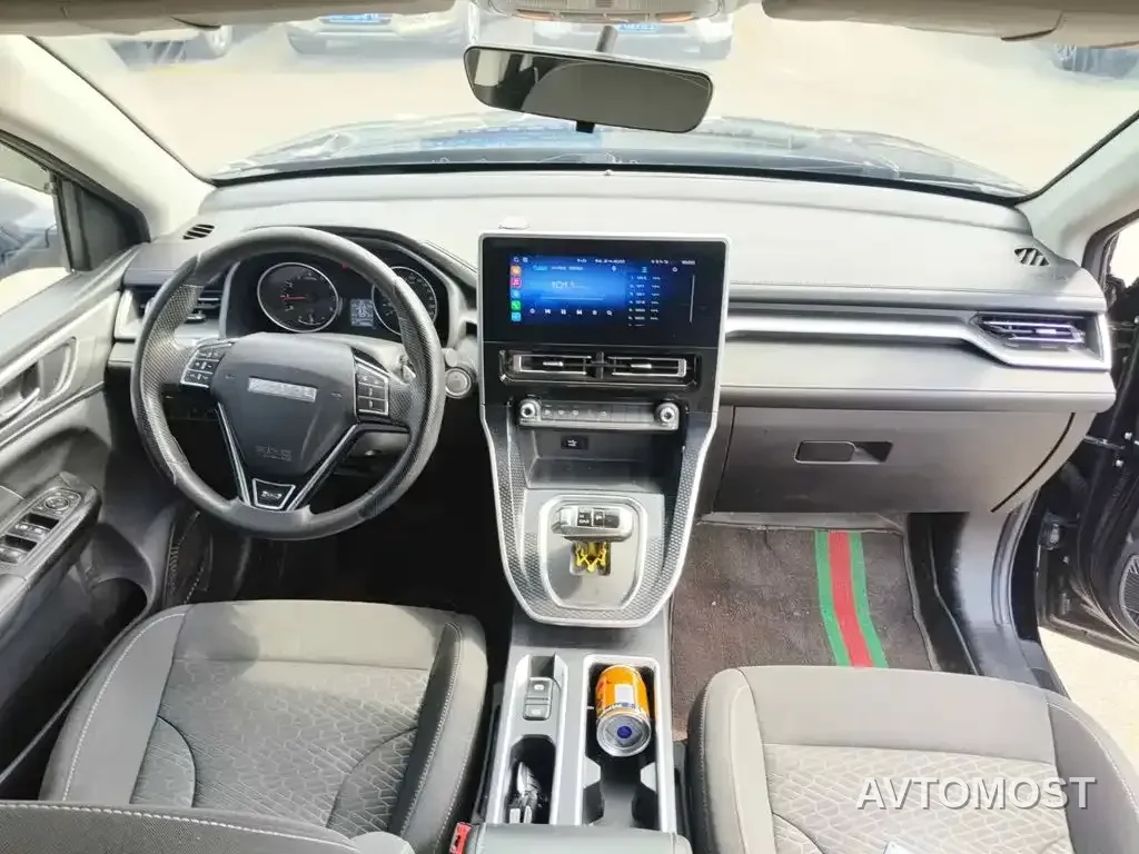 Haval M6 2023 PLUS 1.5T DCT Elite Smart Connect — фото 11