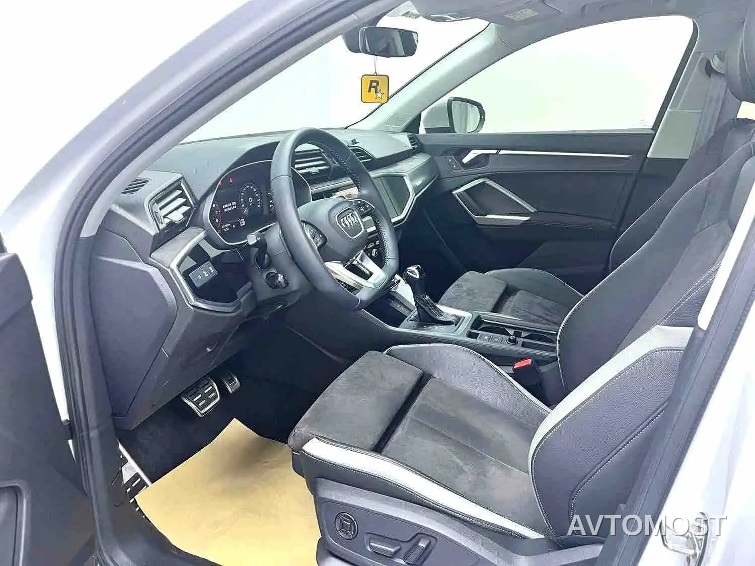 Audi Q3 2021 40 TFSI Fashion Sport — фото 5