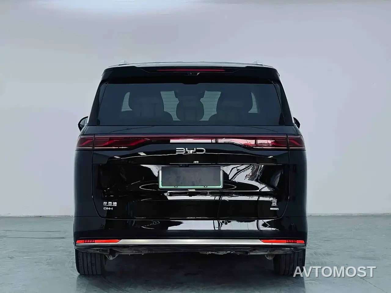 BYD Xia 2025 DM-i 1.5T 100km Leading Edition — фото 8