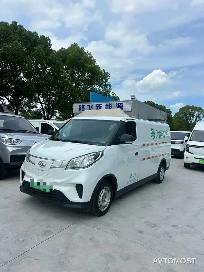 SAIC Maxus EV30 2023 Pure Electric Intelligent Logistics Expert Long Wheelbase CATL