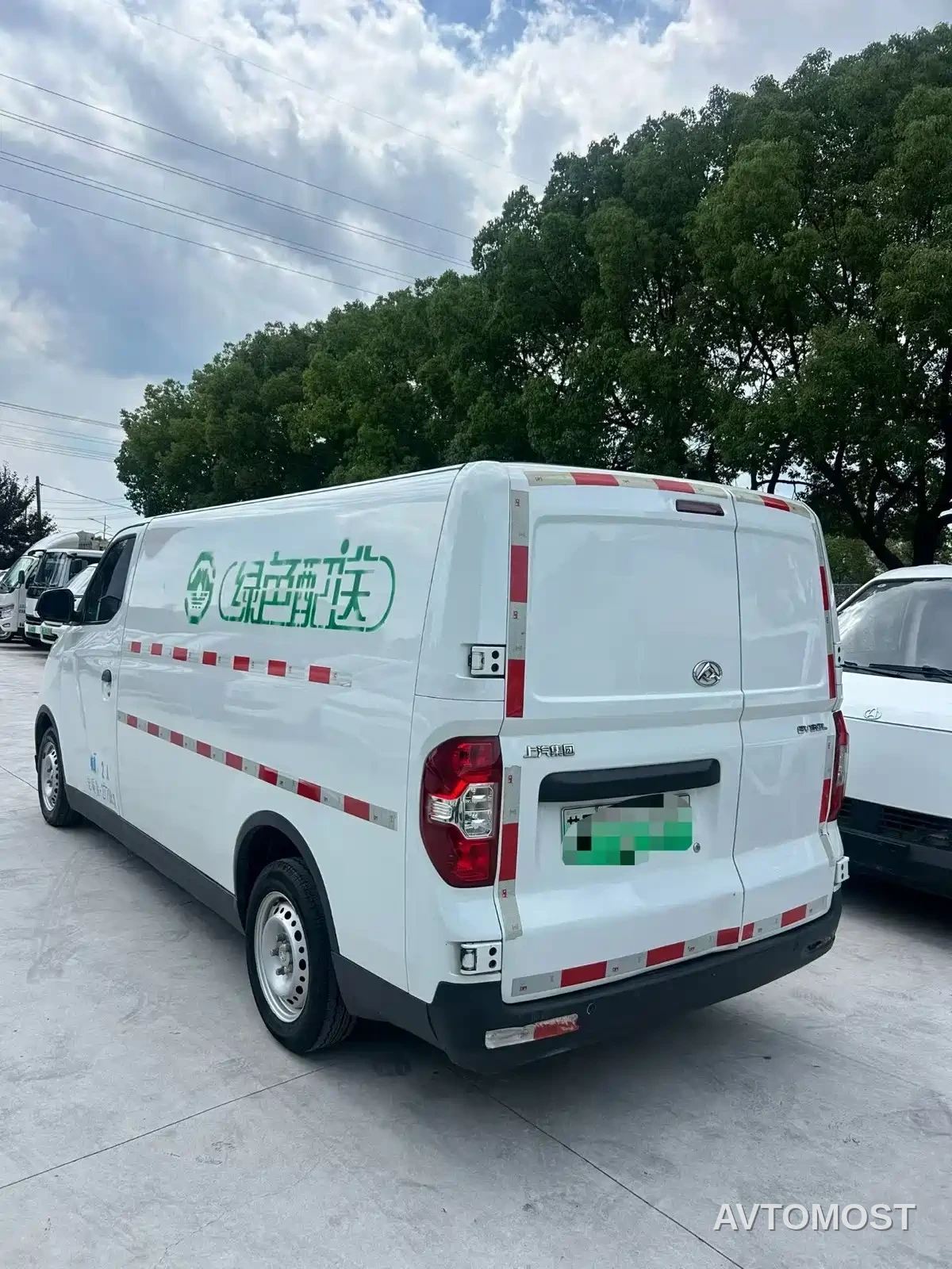 SAIC Maxus EV30 2023 Pure Electric Intelligent Logistics Expert Long Wheelbase CATL — фото 4