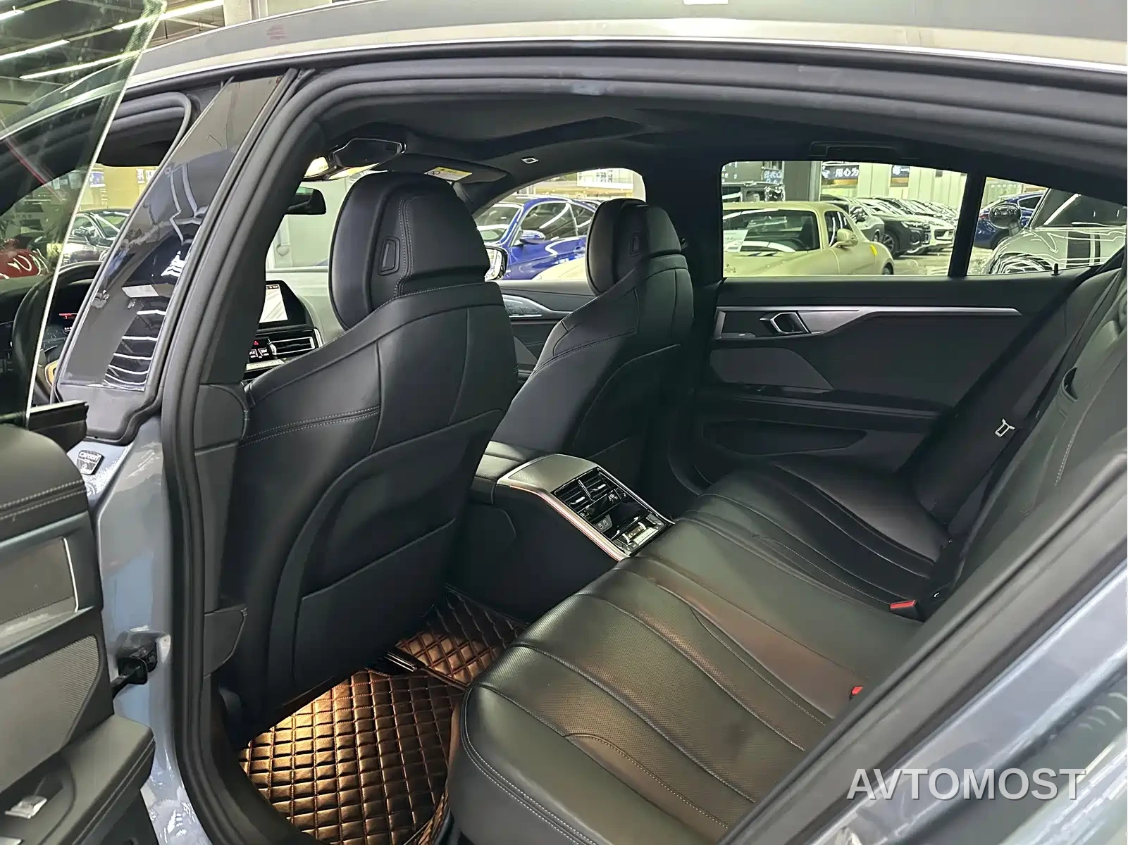 BMW 8 Series 2021 840i 4-door Coupe M Sport Package — фото 15
