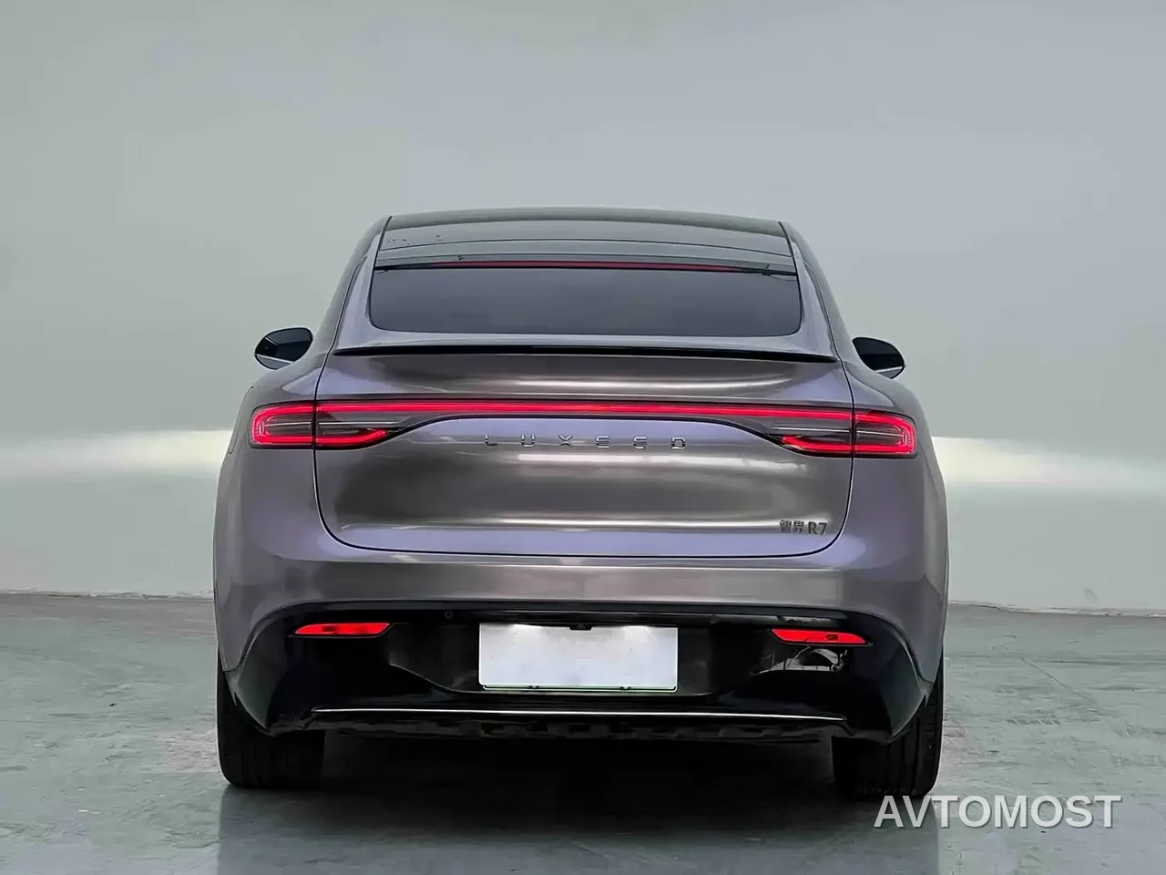 Zhijie Luxeed R7 2024 Pure Electric 667km Pro — фото 8