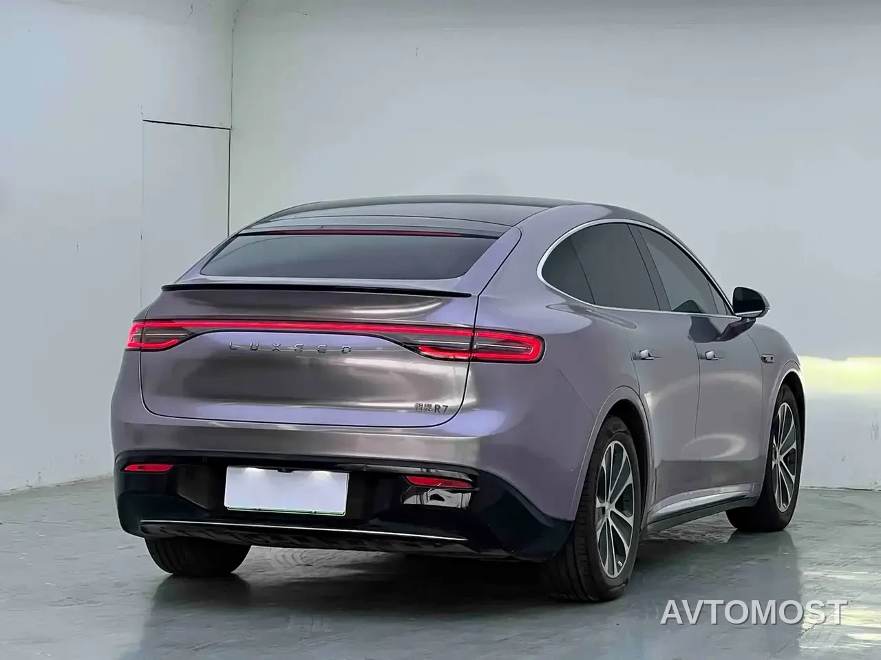 Zhijie Luxeed R7 2024 Pure Electric 667km Pro — фото 9