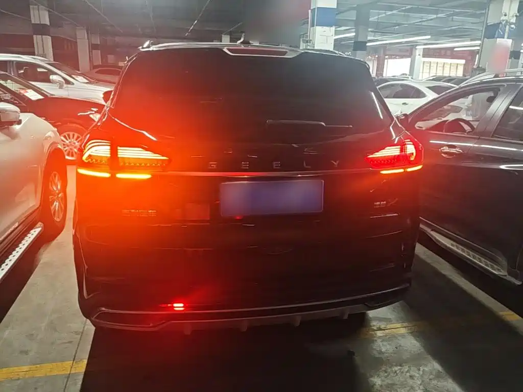 Geely Boyue 2022 Boyue X 1.8TD DCT Smart — фото 6