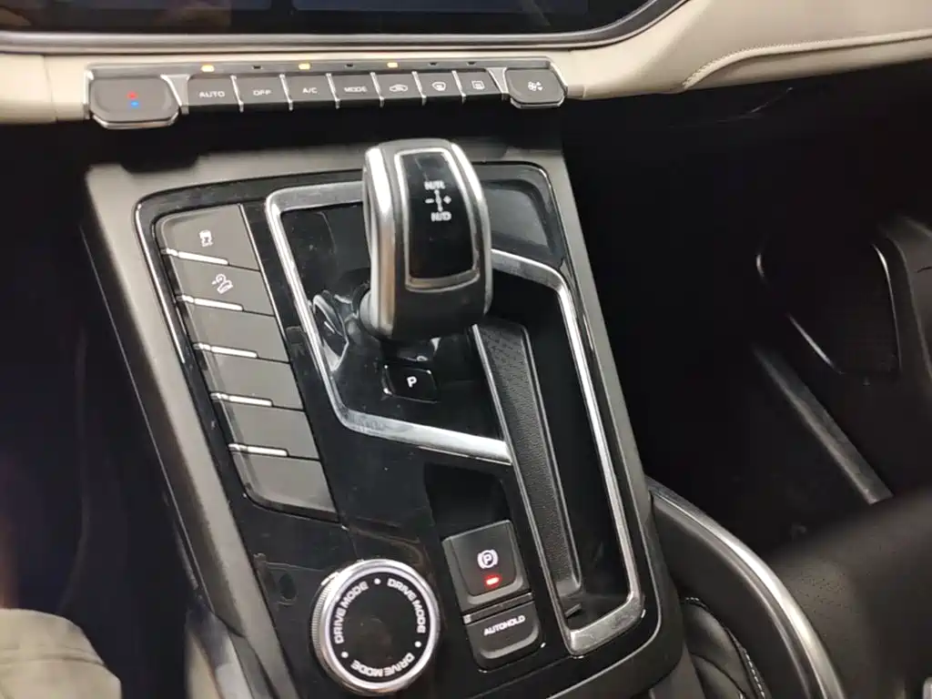 Geely Boyue 2022 Boyue X 1.8TD DCT Smart — фото 14