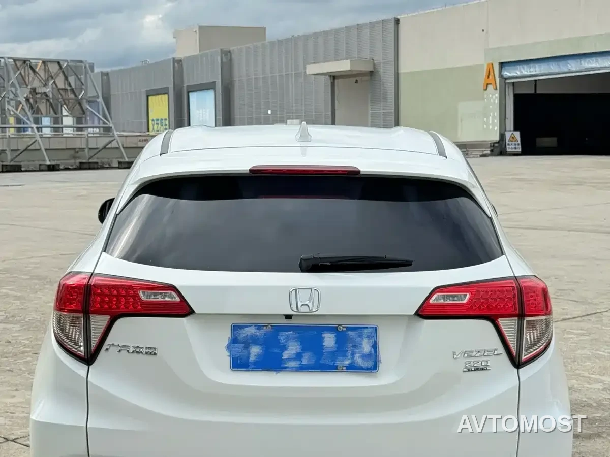 Honda Vezel 2020 220 TURBO CVT Elite — фото 4