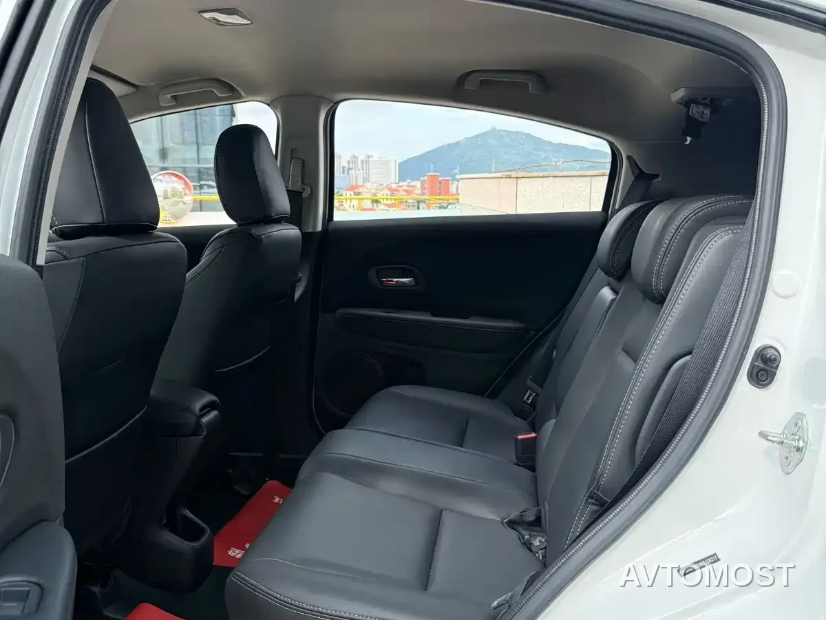 Honda Vezel 2020 220 TURBO CVT Elite — фото 6