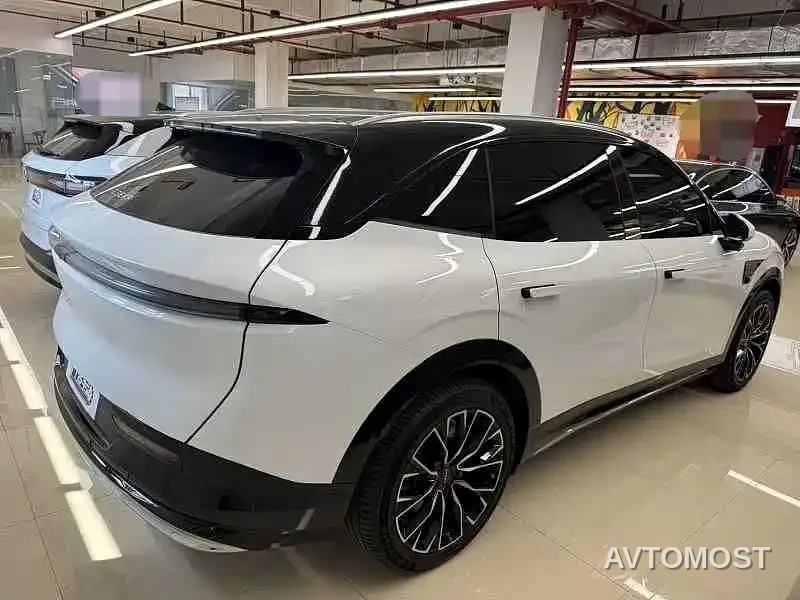 Zeekr 7X 2025 Model 75kWh RWD Smart Driving Edition — фото 3