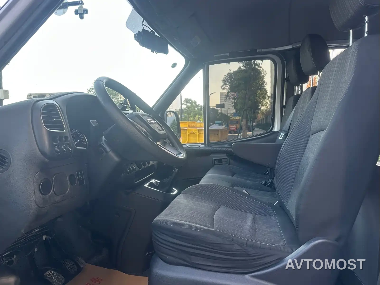Jiangling Tesun 2021 2.8T Space King Standard Short Wheelbase Medium-High Roof 6-Seater Diesel China VI JX493 — фото 20