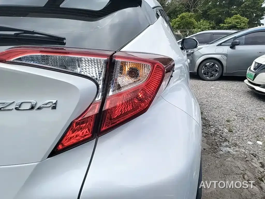 Toyota IZOA 2021 Hybrid 2.0L Yixiang Edition — фото 8