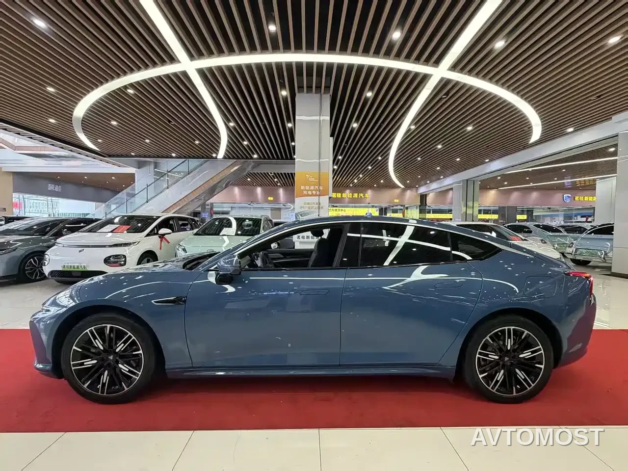 Nezha S 2024 Model Range Extender 1060 Lite — фото 4