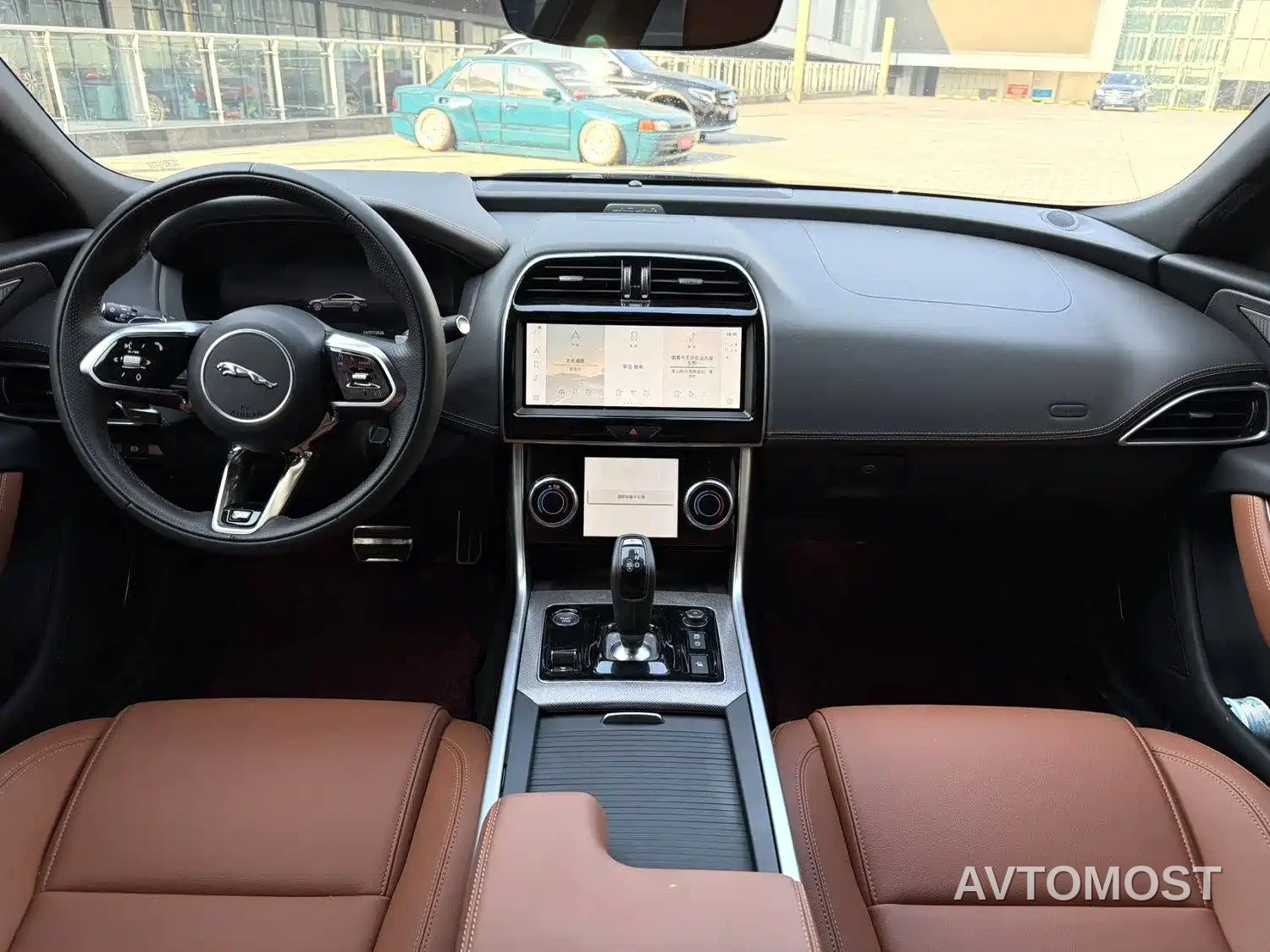 Jaguar XEL 2025 2.0T 250PS R-DYNAMIC 90th Anniversary Edition — фото 7
