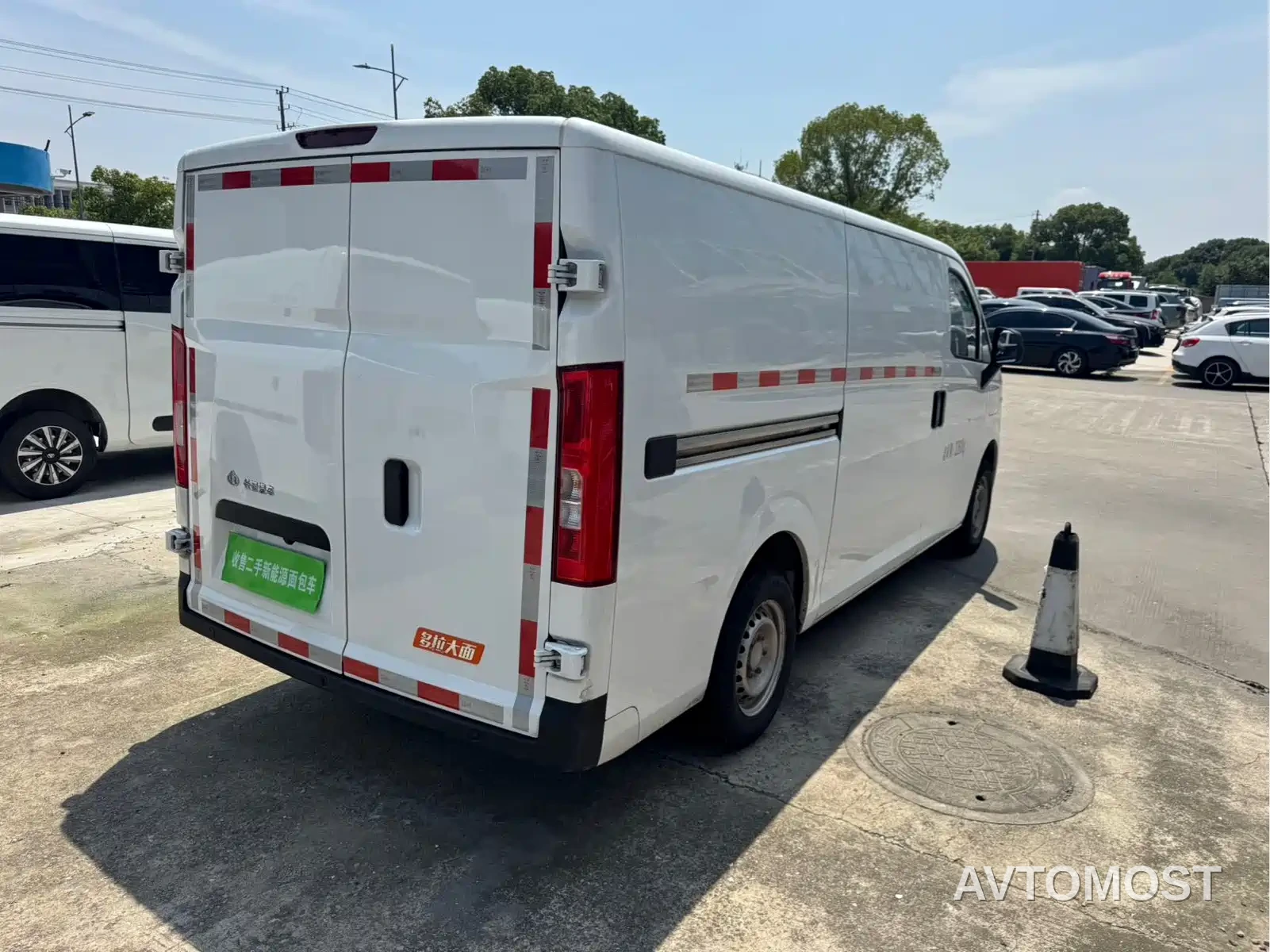 Changan Kuayue Kua Yue Xing Guang EV 2025 3-Person Van 350km Smart Driving Edition — фото 3