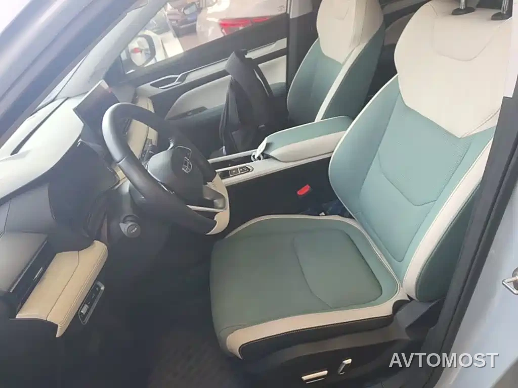 Geely Emgrand L HiP 2022 1.5TD-DHT Pro 100KM Super Swift — фото 14