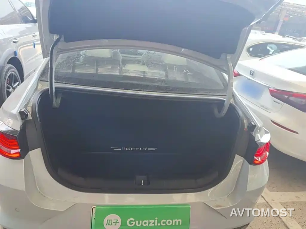 Geely Emgrand L HiP 2022 1.5TD-DHT Pro 100KM Super Swift — фото 18