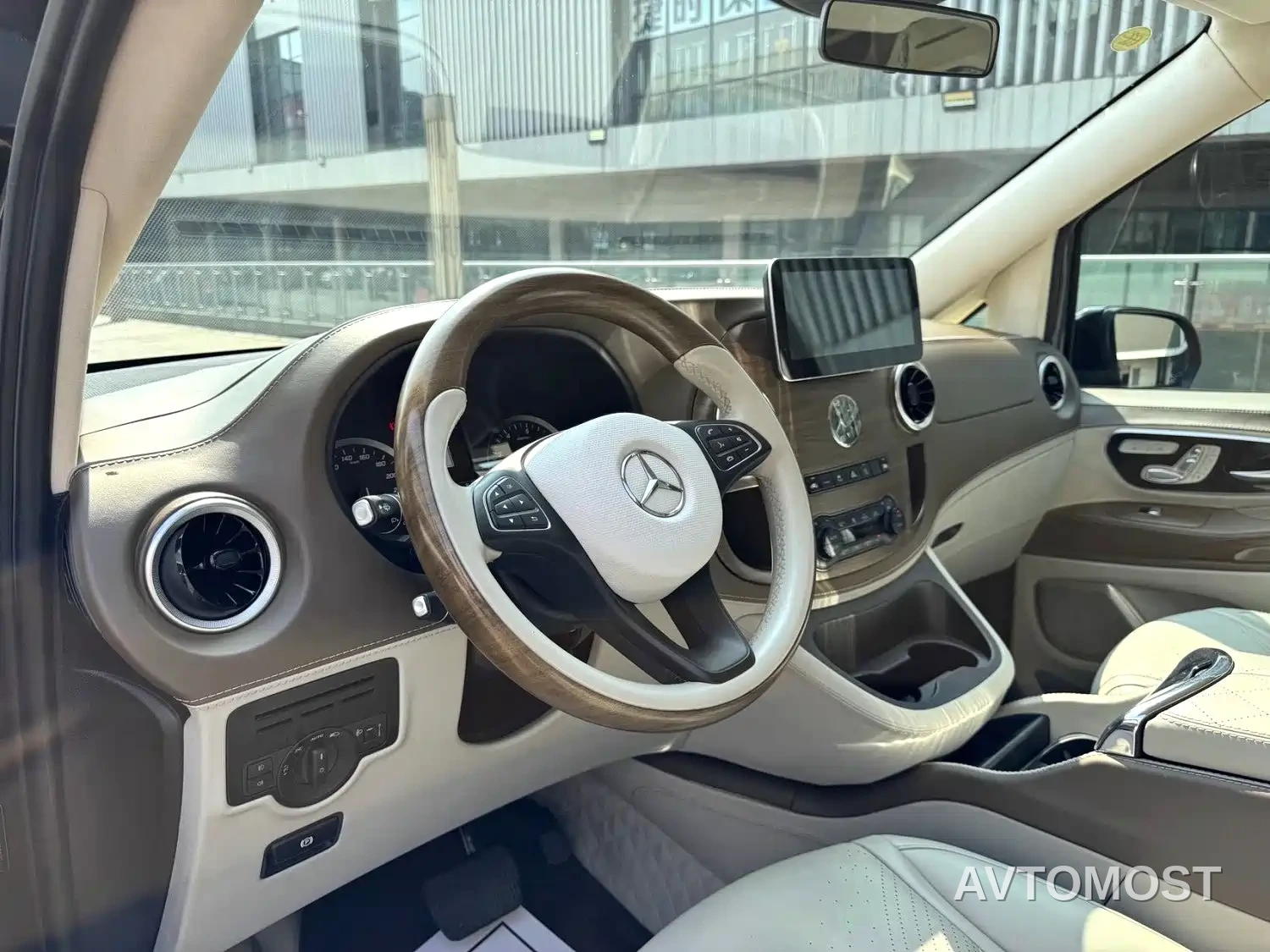 Mercedes-Benz Vito 2021 2.0T Business Edition 7-seater — фото 3