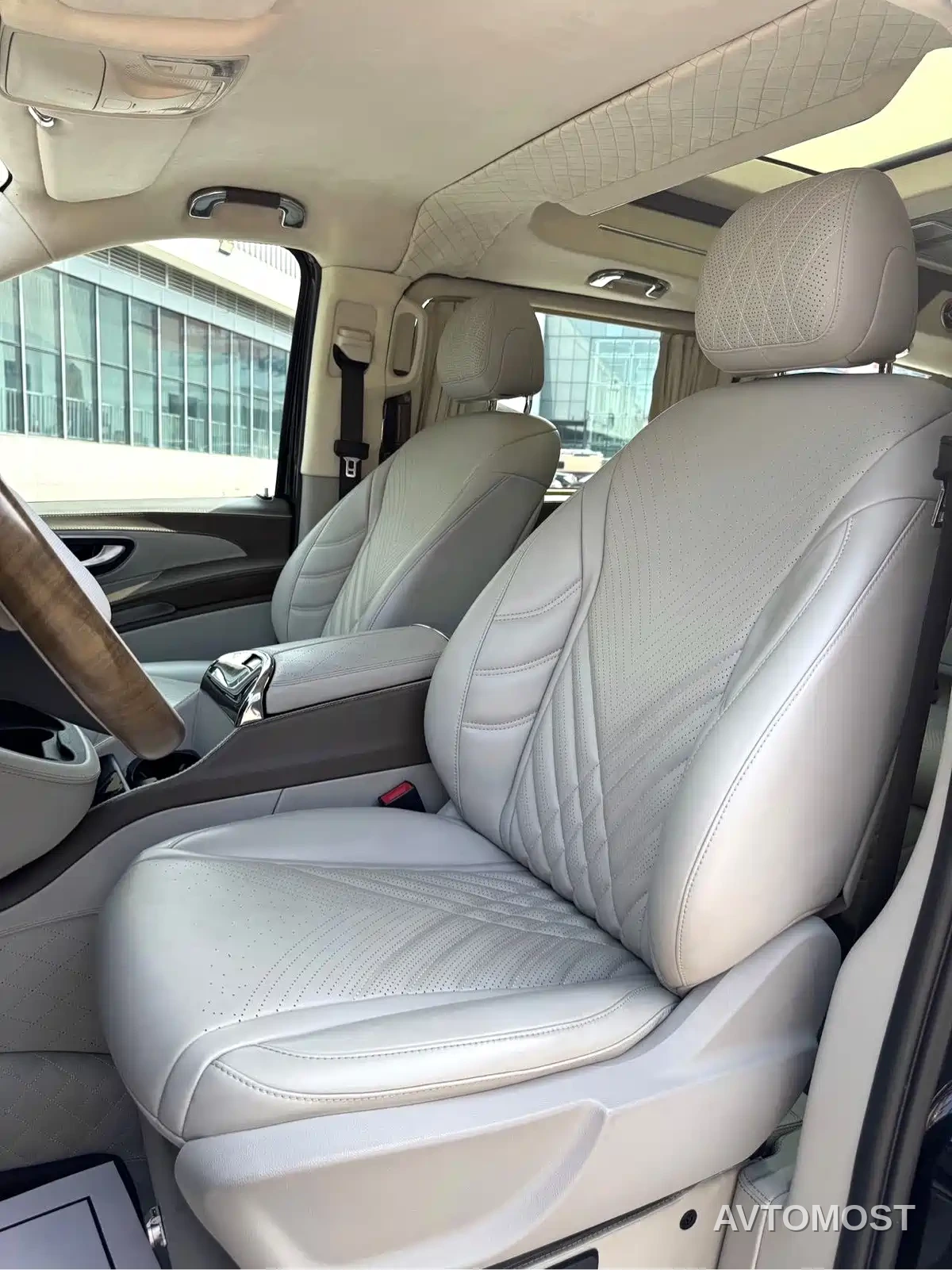 Mercedes-Benz Vito 2021 2.0T Business Edition 7-seater — фото 4