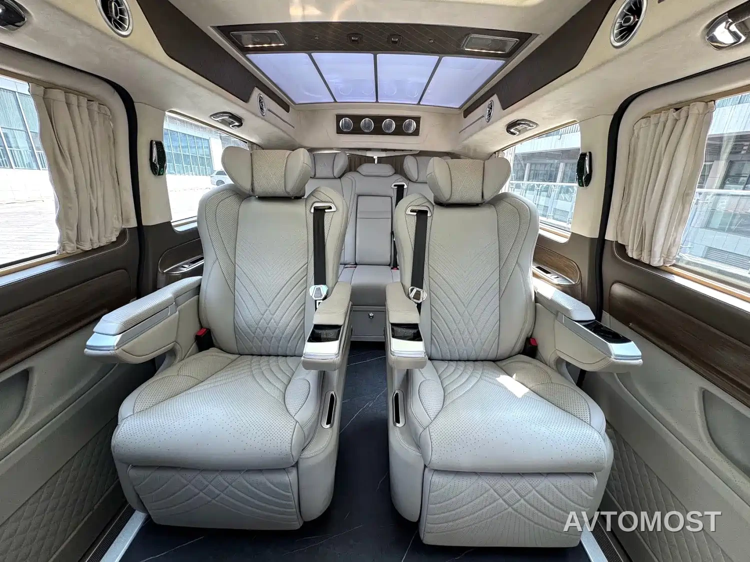 Mercedes-Benz Vito 2021 2.0T Business Edition 7-seater — фото 12