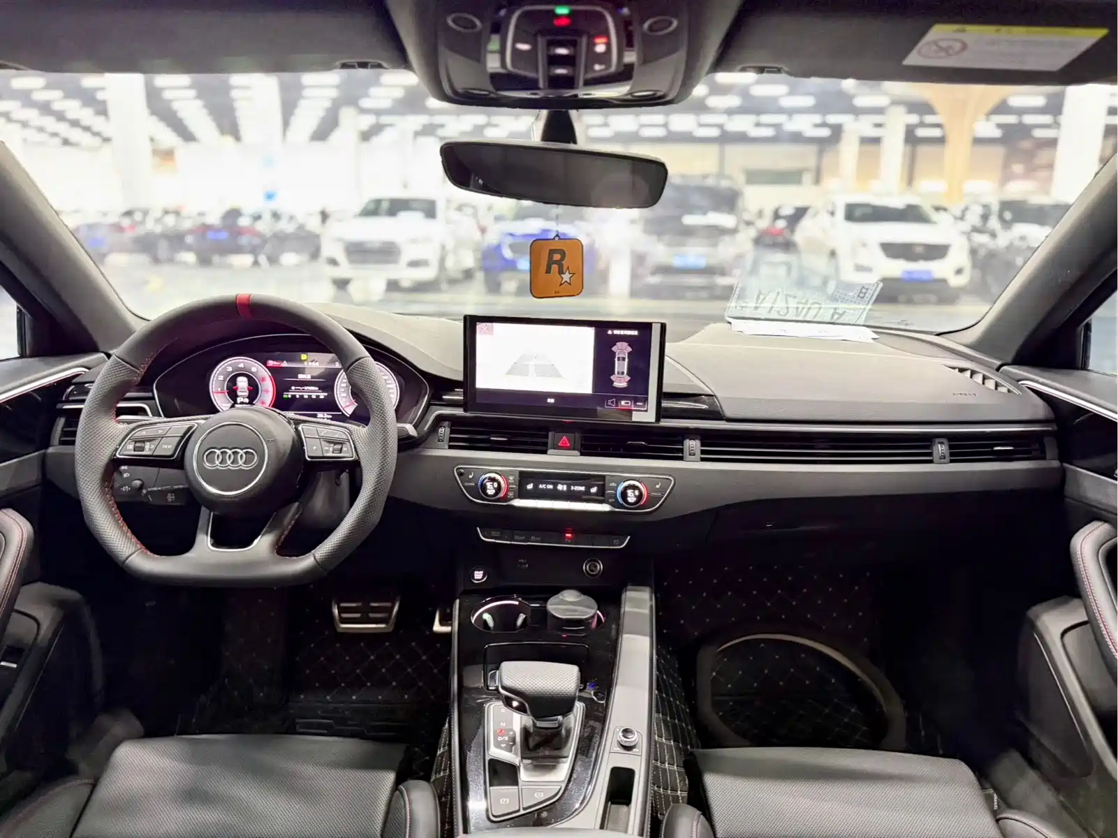 Audi A4L 2025 Model Year Facelift 2 Million Celebration Edition 40 TFSI Luxury Dynamic — фото 6