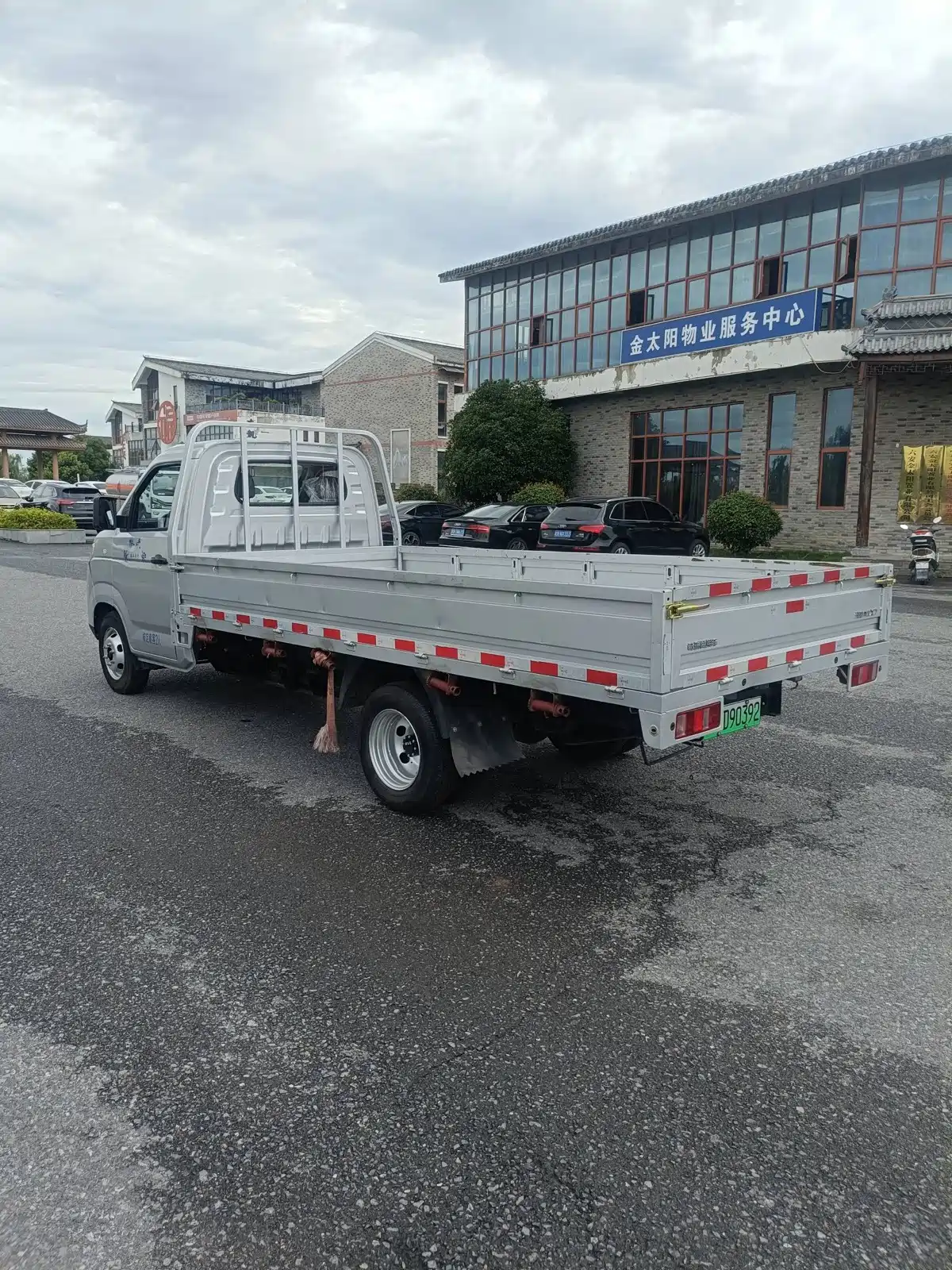 Karry Xiaoxiang X7 2024 AVIC Battery (3815 Cargo Box) Flatbed Truck - Luxury Type — фото 6