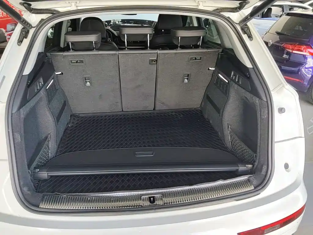 Audi Q5L 2022 45T Luxury Dynamic — фото 19