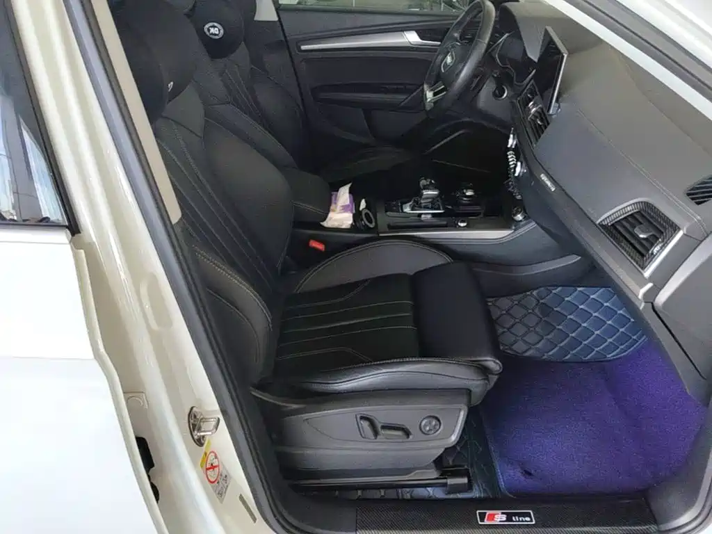 Audi Q5L 2022 45T Luxury Dynamic — фото 25