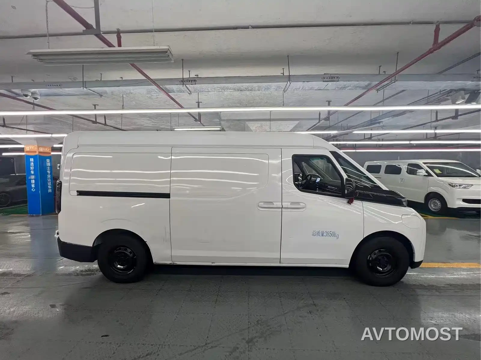 Yuan Cheng Farizon Super VAN 2025 Chuangfu Edition Medium Wheelbase Medium Roof Zhixin 68kWh — фото 4
